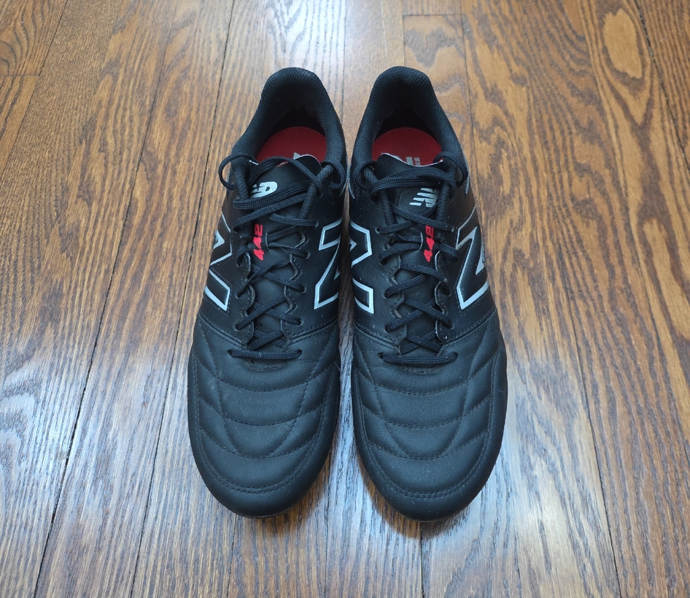 New Balance Men's 442 V2 Team FG Soccer Cleats - Excellent Condition